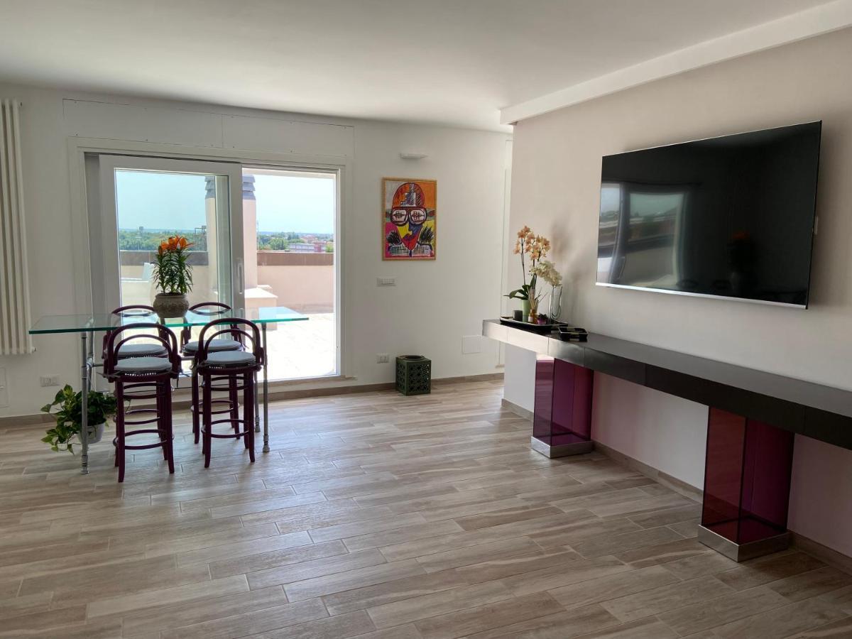 Attico Panoramico Luxury Roma Lägenhet Exteriör bild