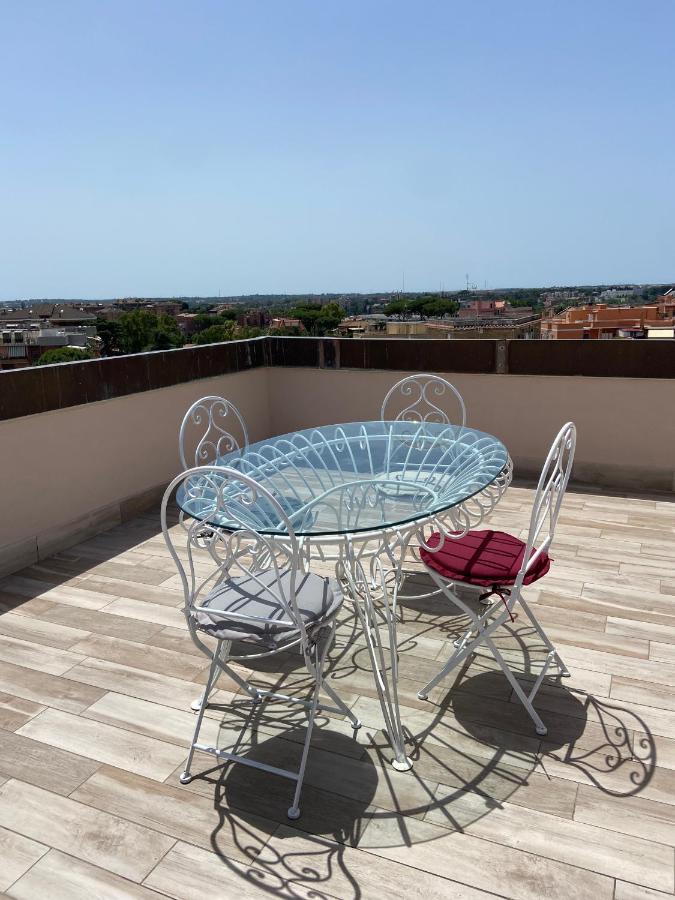 Attico Panoramico Luxury Roma Lägenhet Exteriör bild