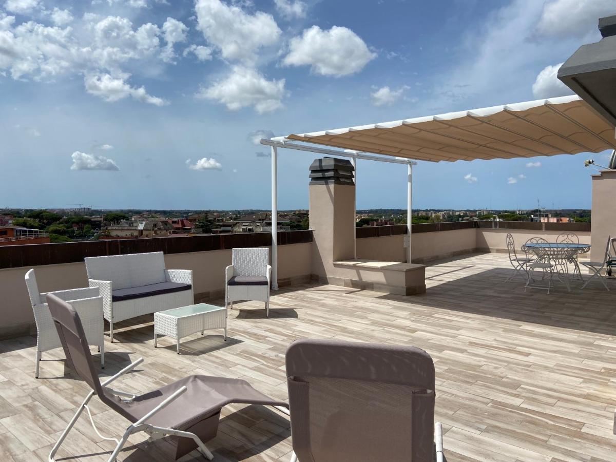 Attico Panoramico Luxury Roma Lägenhet Exteriör bild